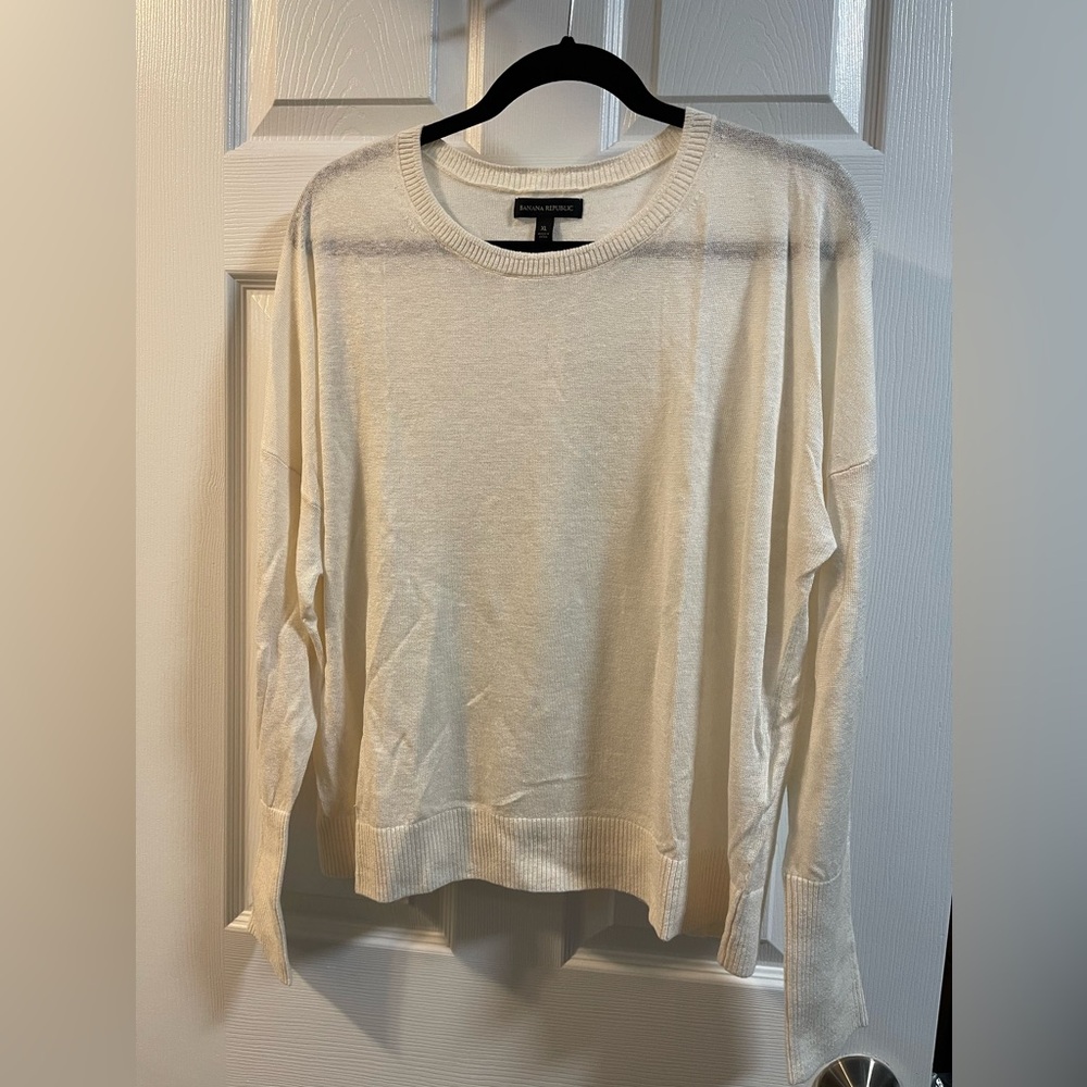 Banana Republic Cream Long Sleeve Sweater